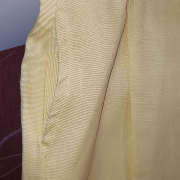 Canary Yellow Capri Pants - Picture 4 of 5